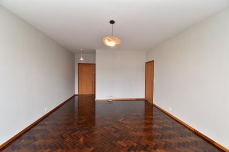 Apartamento para alugar com 145m², 3 quartos e 1 vagaSala