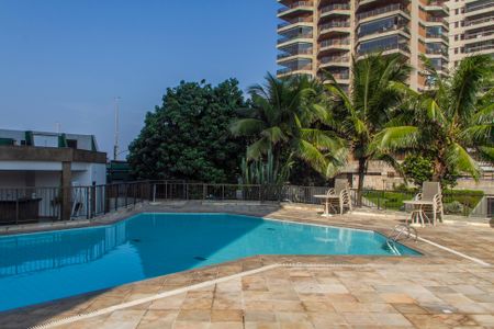 Apartamento à venda com 210m², 2 quartos e 2 vagas