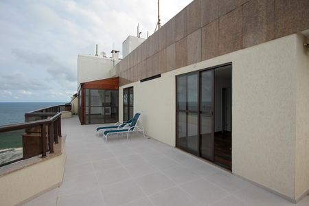 Apartamento à venda com 210m², 2 quartos e 2 vagas