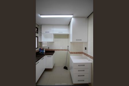 Apartamento à venda com 210m², 2 quartos e 2 vagas