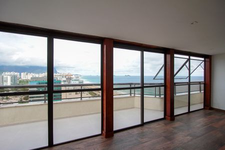 Apartamento à venda com 210m², 2 quartos e 2 vagas