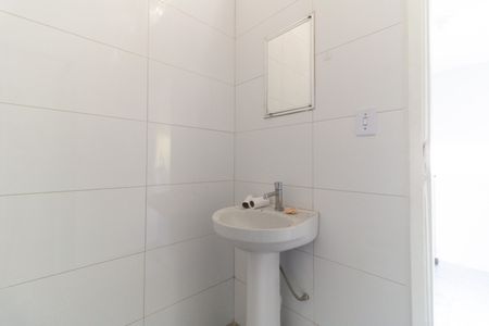 Casa para alugar com 120m², 3 quartos e 2 vagasBanheiro Social 