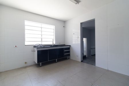Casa para alugar com 120m², 3 quartos e 2 vagasCozinha 