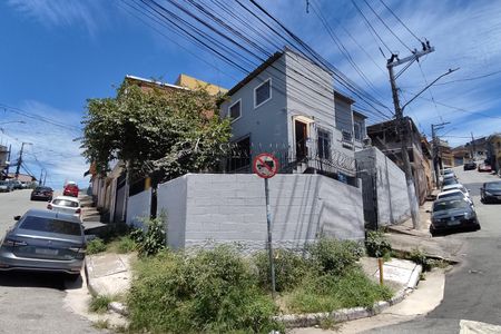 Casa para alugar com 120m², 3 quartos e 2 vagas Casa para alugar com 120m², 3 quartos e 2 vagasFachada
