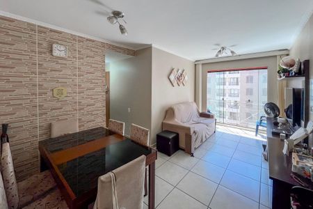 Sala de apartamento à venda com 3 quartos, 68m² em Parque Bristol, São Paulo