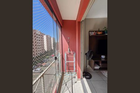 Sacada de apartamento à venda com 3 quartos, 68m² em Parque Bristol, São Paulo