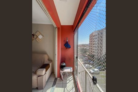 Sacada de apartamento à venda com 3 quartos, 68m² em Parque Bristol, São Paulo