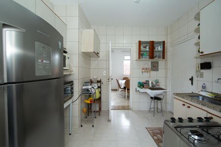 Apartamento à venda com 130m², 3 quartos e 2 vagasCOZINHA