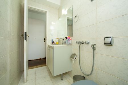 Apartamento à venda com 130m², 3 quartos e 2 vagasBANHEIRO1