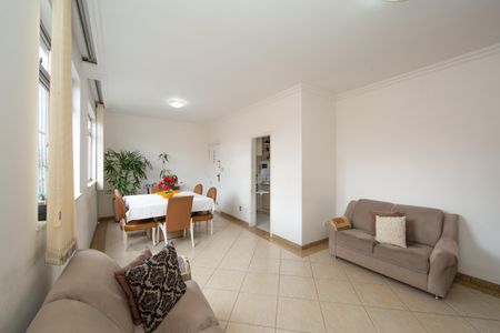 Apartamento à venda com 130m², 3 quartos e 2 vagasSALA