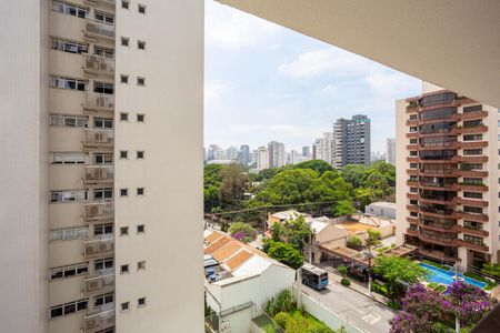 Varanda de kitnet/studio à venda com 1 quarto, 26m² em Indianópolis, São Paulo