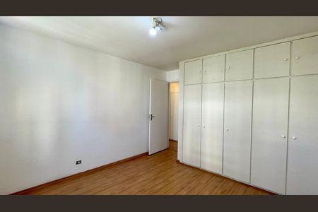 Apartamento à venda com 120m², 3 quartos e 1 vagaQuarto 2