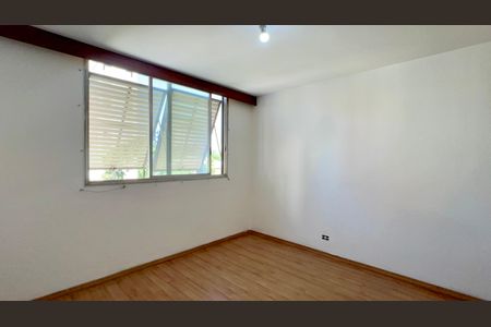Apartamento à venda com 120m², 3 quartos e 1 vagaQuarto 2