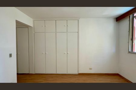Apartamento à venda com 120m², 3 quartos e 1 vagaSuite