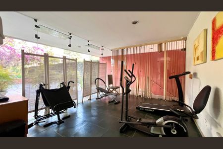 Apartamento à venda com 120m², 3 quartos e 1 vagaAcademia