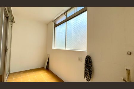 Apartamento à venda com 120m², 3 quartos e 1 vagaÁrea de Serviço