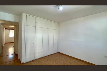 Apartamento à venda com 120m², 3 quartos e 1 vagaQuarto 2