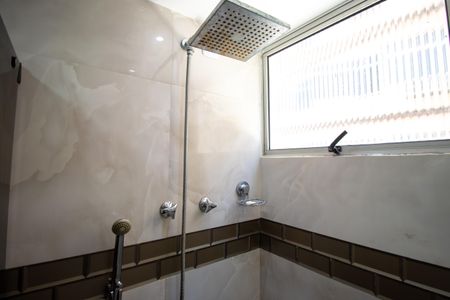 Apartamento para alugar com 61m², 2 quartos e 1 vagaBanheiro