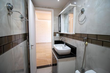 Apartamento para alugar com 61m², 2 quartos e 1 vagaBanheiro