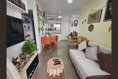 Apartamento à venda com 51m², 2 quartos e 1 vagaSala