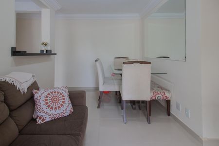 Sala/Sala de jantar de apartamento para alugar com 3 quartos, 64m² em Parque Sao Vicente, Mauá