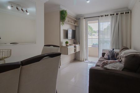 Sala/Sala de jantar de apartamento para alugar com 3 quartos, 64m² em Parque Sao Vicente, Mauá