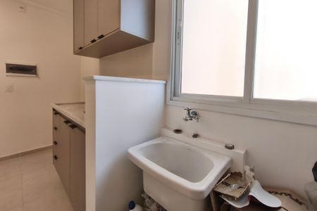Apartamento para alugar com 64m², 2 quartos e 1 vagaÁrea de Serviço