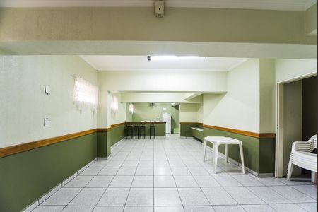 Apartamento para alugar com 48m², 2 quartos e 1 vaga Apartamento para alugar com 48m², 2 quartos e 1 vagaÁrea comum - Salão de festas