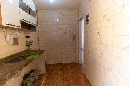 Apartamento à venda com 65m², 2 quartos e 1 vaga Apartamento à venda com 65m², 2 quartos e 1 vagaCozinha e Área de Serviço