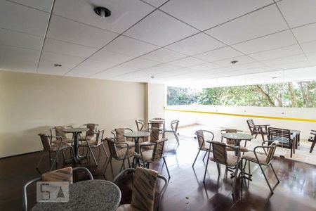 Apartamento à venda com 73m², 3 quartos e 1 vagaSalão de festas 