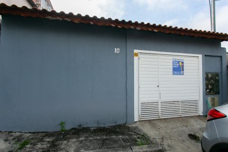 Casa para alugar com 65m², 2 quartos e 2 vagasFachada 