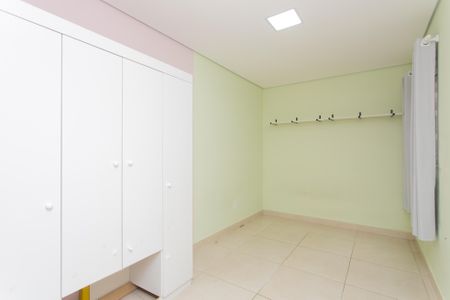 Casa para alugar com 65m², 2 quartos e 2 vagasQuarto 