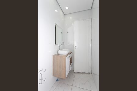 Casa para alugar com 65m², 2 quartos e 2 vagasBanheiro da Suíte 