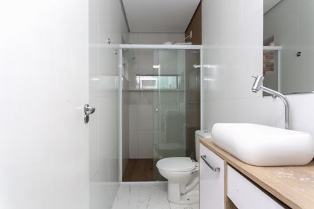 Casa para alugar com 65m², 2 quartos e 2 vagasBanheiro da Suíte 