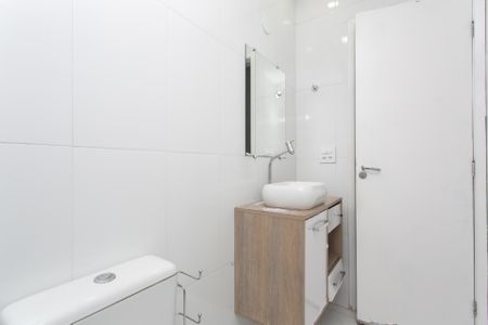 Casa para alugar com 65m², 2 quartos e 2 vagasBanheiro da Suíte 