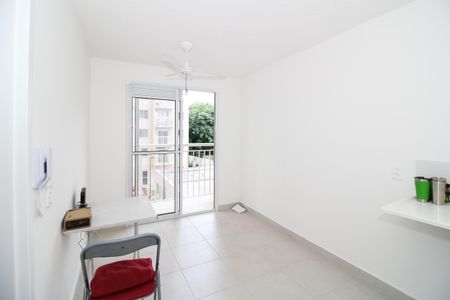 Apartamento para alugar com 29m², 1 quarto e sem vaga Apartamento para alugar com 29m², 1 quarto e sem vagaSala