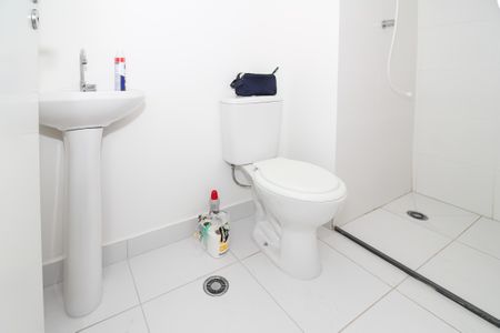 Apartamento para alugar com 29m², 1 quarto e sem vaga Apartamento para alugar com 29m², 1 quarto e sem vagaBanheiro