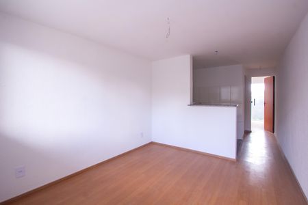 Sala de apartamento para alugar com 1 quarto, 35m² em Laranjal, São Gonçalo