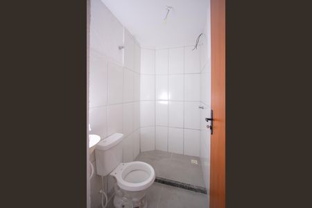 Banheiro de apartamento para alugar com 1 quarto, 35m² em Laranjal, São Gonçalo