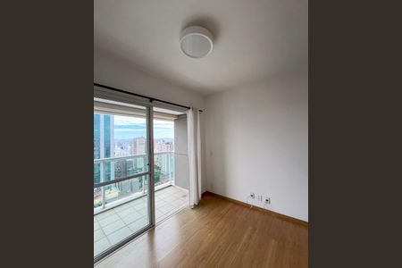 Sala de apartamento para alugar com 2 quartos, 68m² em Paraíso, São Paulo