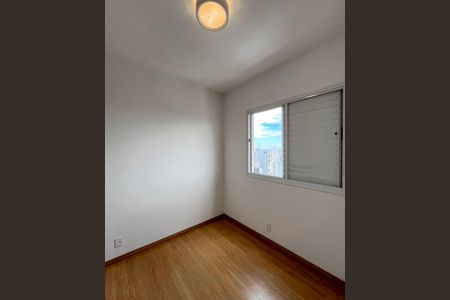 Apartamento para alugar com 68m², 2 quartos e 2 vagasQuarto 2