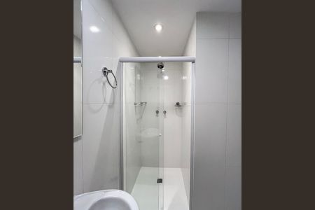 Apartamento para alugar com 68m², 2 quartos e 2 vagasBanheiro