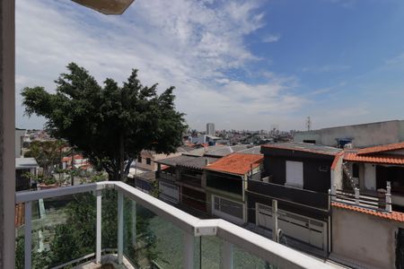 Apartamento para alugar com 80m², 2 quartos e 1 vagaSacada do Quarto 2