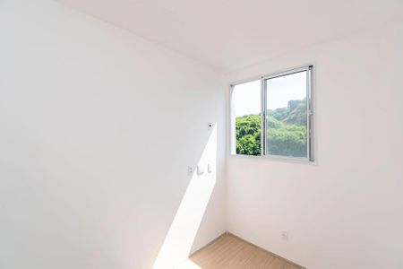 Quarto 1 de apartamento para alugar com 2 quartos, 39m² em Bonsucesso, Rio de Janeiro