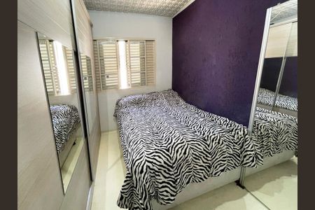 Quarto de casa à venda com 5 quartos, 219m² em Vila Homero Thon, Santo André