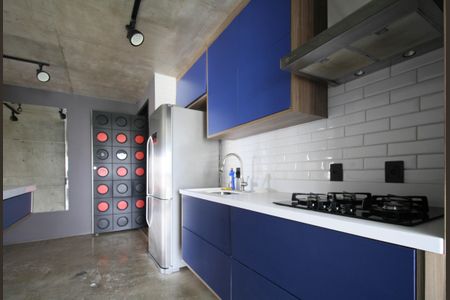 Cozinha - Armários de apartamento para alugar com 1 quarto, 70m² em Vila Suzana, São Paulo