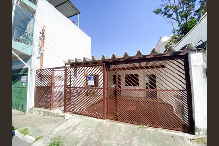 Casa à venda com 230m², 5 quartos e 2 vagasFachada
