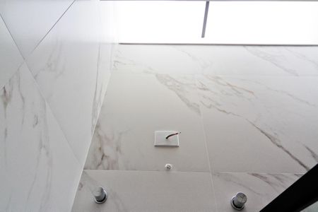 Casa à venda com 145m², 3 quartos e 2 vagas Casa à venda com 145m², 3 quartos e 2 vagasBanheiro da Suíte 2