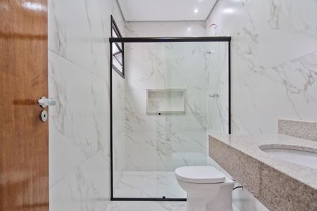 Casa à venda com 145m², 3 quartos e 2 vagas Casa à venda com 145m², 3 quartos e 2 vagasBanheiro da Suíte 1