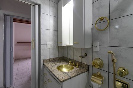 Apartamento para alugar com 50m², 2 quartos e sem vagaBanheiro